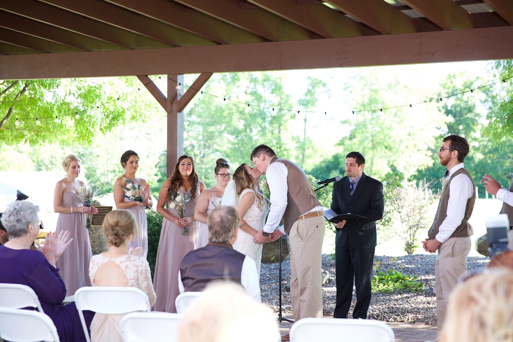 Chantelle Marie Lakehouse Auburn Wedding Photography 164.jpg