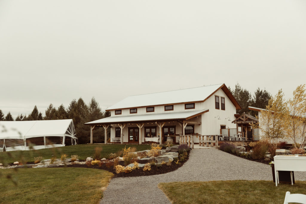 A rustically elegant custom-built barn  overlooking scenic rolling hills. Wrens Roost Barn is a wedding venue situated in the heart of the Finger Lakes region of NY.